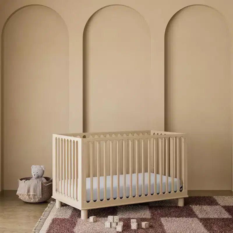 Wandelbares 3-in-1-Babybett aus Massivholz mit Kleinkindgitter – Treibholz / Haselnuss / Olive / Salbei