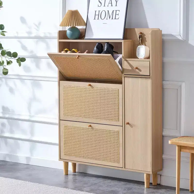 Schuhschrank im Mid-Century-Stil mit Rattan-Türen und Schubladen, Platz für 15 Paar – Nussbaum / Natur / Rattan
